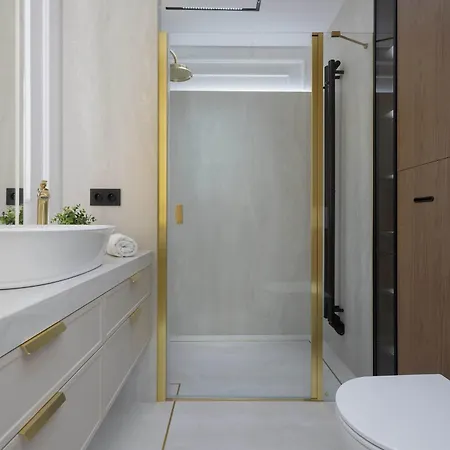 Διαμέρισμα Elegant Zabkowska With Parking & Ac By Renters