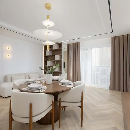 Elegant Zabkowska With Parking & Ac By Renters Prestige * Varsó
