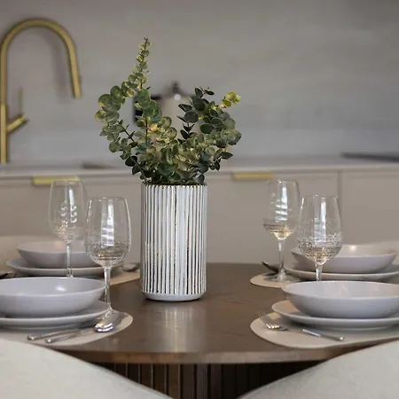 Διαμέρισμα Elegant Zabkowska With Parking & Ac By Renters